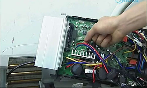 延平美的空调电话是多少